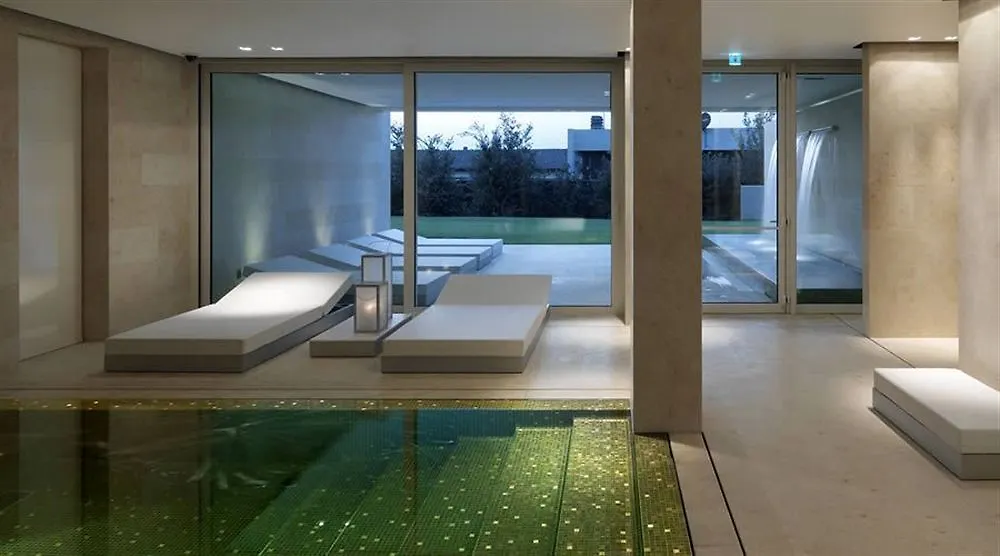 מלון Cassago Brianza C-Hotel & Spa